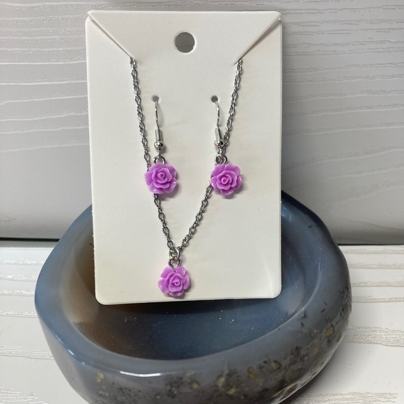 Jewelry - Purple Flower Earring and Necklace Set